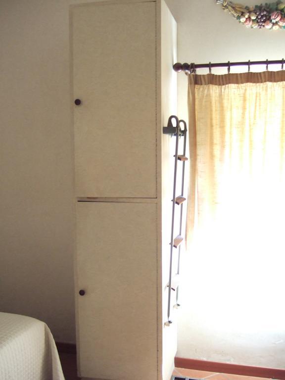 Eremo Hotel Casa Del Sorriso 에리체 객실 사진